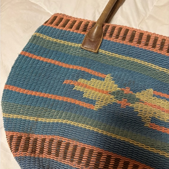 Vintage Handbags - Vintage Southwest style woven handbag purse. Two pockets inside lining.
